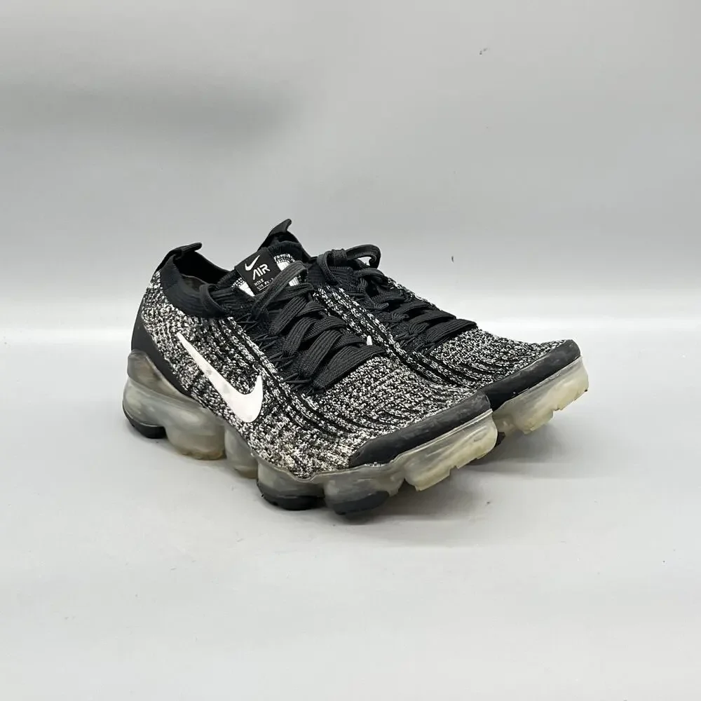 Nike Shoes Boys 5 Black White Air VaporMax Flyknit Running Sneakers Comfort